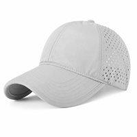 Casquettes de baseball personnalisées en nylon vierges à 6 panneaux, imperméables, avec boucle coulissante, dos extensible en maille perforée au laser