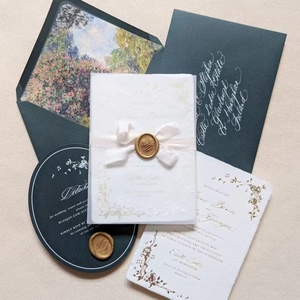 Carte d'invitation de <span class=keywords><strong>mariage</strong></span> <span class=keywords><strong>en</strong></span> papier coton texturé vert or de luxe avec sceau de cire <span class=keywords><strong>en</strong></span> vélin, bord festonné et impression personnalisée - Product Image 1