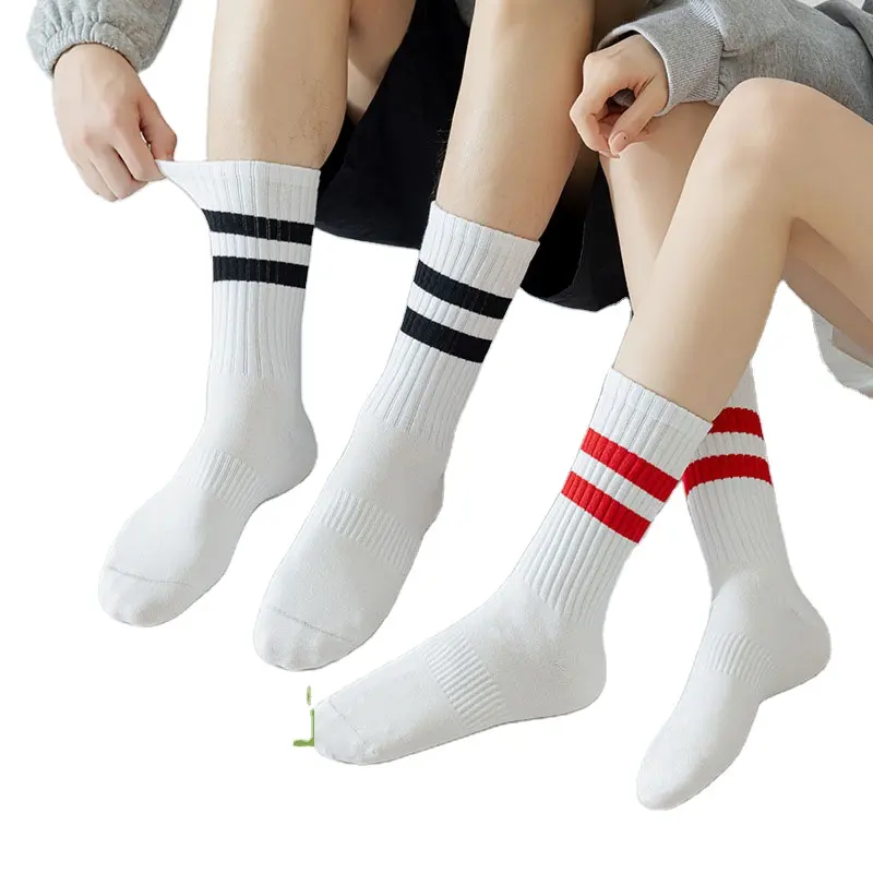 Xiangyi modisch frühling sommer gestreift midi schlicht weiß baumwolle socke sport kundenspezifisches design socken großhandel socken radfahren für damen