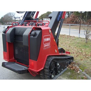 รถตักดินขนาดเล็ก TORO DINGO TXL2000T ปี 2024 แบบตีนตะขาบ ล้อหน้า พร้อมบุ้งกี๋แบบถอดเร็ว - Product Image 4
