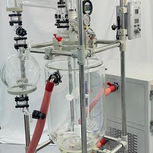 Réacteur en verre antidéflagrant avec TCU et pompe à vide pour la distillation de l'<span class=keywords><strong>acide</strong></span> nitrique et de l'<span class=keywords><strong>acide</strong></span> <span class=keywords><strong>chlorhydrique</strong></span> - Product Image 2