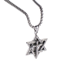 Ciondolo a Sei Stelle Risingmoon in Acciaio Inossidabile, Finitura Anticata Nera, Argento o Oro - Product Image 2