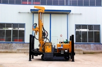 Foreuse de puits haute performance 200m montée sur camion, moteur YuChai, pour forage de puits d'eau, en promotion