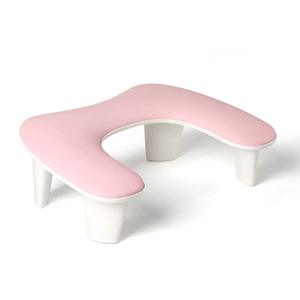 Reposabrazos ajustable en forma <span class=keywords><strong>de</strong></span> U <span class=keywords><strong>de</strong></span> cuero PU blanco para manicuristas mesas <span class=keywords><strong>de</strong></span> manicura con soporte <span class=keywords><strong>de</strong></span> mano descanso Nail Tech equipo <span class=keywords><strong>de</strong></span> manicura - Product Image 2