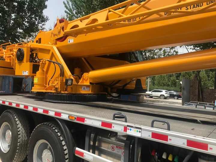 China Used Hydraulic Lifting Truck 25tons Lifting Truck Mobile Lifting Car
