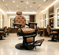 Fauteuil de Barbier Haut de Gamme Vintage en Cuir Vieilli avec Dossier Capitonnée, Inclinable Hydraulique – Mobilier de Salon pour Hommes, Coiffure et Rasage