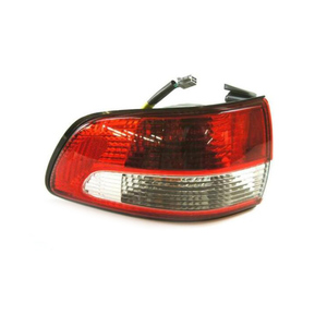 Luz Trasera para Automóvil Compatible con Toyota Sienna 1998-2000 - Product Image 3