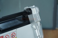 Machine de nettoyage au laser mobile, élimination de la rouille, nettoyage au laser pour bois, peinture, pierre et enlèvement de béton