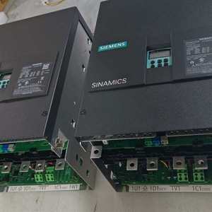 6RA7093-4KV62-0/6RA7095-4KV62-0/6RA7097-4KV62-0 Nouveau régulateur de vitesse d'origine pour variateur de fréquence 6RA en stock - Product Image 5