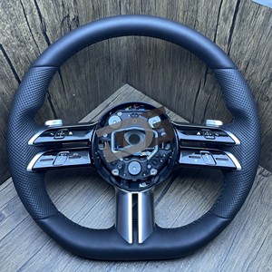 <span class=keywords><strong>Volant</strong></span> en cuir et fibre de carbone pour Mercedes Benz <span class=keywords><strong>W204</strong></span>, compatible avec Cla C117 W176 W212 W213 W207 W218 X204 W117 S204 C204 <span class=keywords><strong>C63</strong></span> <span class=keywords><strong>AMG</strong></span> - Product Image 2