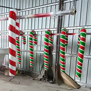 Grandi luci a forma di renna per le festività natalizie in fibra di vetro per esterni