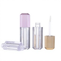 Contenant de brillant à lèvres de luxe 2,5 ml, emballage cosmétique en plastique pentagonal personnalisé pour rouge à lèvres, design irrégulier