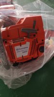 Tronçonneuse à essence professionnelle de 5,2 kW, modèle Husqvarna 395XP, 93,6 cm³, guide-chaîne de 24 pouces, robuste, pour l'abattage et la coupe d'arbres.
