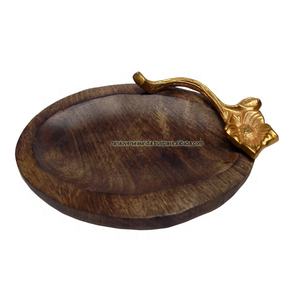 Producto más vendido Bandeja hecha a mano de madera en forma ovalada con mango de aluminio y metal para café y té a buen precio - Product Image 1