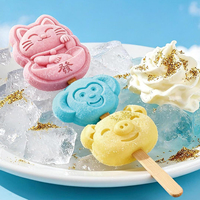 Bon prix, bâtonnets de crème glacée aux saveurs fruitées, en forme d'animaux de dessin animé, trois couleurs, 50g*24 pièces par boîte, prend en charge l'OEM