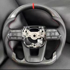 Volant en fibre de carbone à impression par transfert d'eau pour <span class=keywords><strong>Toyota</strong></span> Land Cruiser Camry Hiace Corolla Hilux Fortuner Rav4 Lc76 Lc300 - Product Image 1