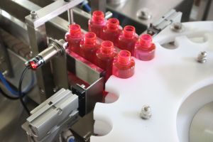 Máquina de Llenado de Líquido LOM E <span class=keywords><strong>para</strong></span> Botellas Pequeñas de Aceite <span class=keywords><strong>para</strong></span> Vape, Equipo de Empaquetado Automático de Alta Precisión - Product Image 4
