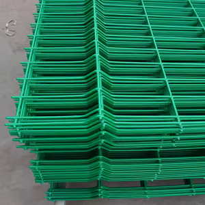 Pagar Kawat Mesh Segitiga 3D Berlapis PVC Anti Karat Galvanis 8ft Merek Duhua untuk Penggunaan Luar Ruangan Tahan UV Ramah Lingkungan - Product Image 3