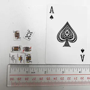 Atacado Personalizado Super Mini Jogando Cartas Miniatura Revestido Tiny Poker Card Deck Set