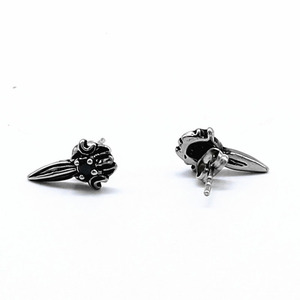 yunnique Flower <b>Stud</b> <b>Earrings</b> <b>Black</b> And White Claw Setting Diamond Inlay Gift Jewelry Geometric Design GZYE-0569 - Product Image 5