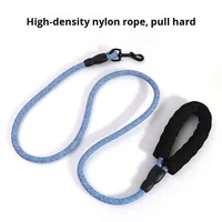 Laisse pour chien réglable et rétractable en nylon pour chiens de grande, moyenne et petite taille, corde de marche anti-explosion