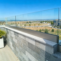 Rampe en verre moderne en alliage d'aluminium haute résistance à la rouille, à fixation au sol, pour escaliers et balcons d'appartements