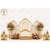 Scène de réception de mariage en fibre de verre Royal avec décoration traditionnelle indienne pour toile de fond de cérémonie