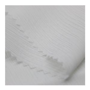 Nouveau <span class=keywords><strong>tissu</strong></span> chinois en Polyester 100D, combinaison de mousseline de soie froissée blanche, <span class=keywords><strong>tissu</strong></span> en mousseline de soie plissée - Product Image 1