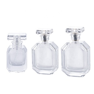 Botellas <span class=keywords><strong>de</strong></span> <span class=keywords><strong>Perfume</strong></span> <span class=keywords><strong>de</strong></span> 30ml 50ml 100ml, <span class=keywords><strong>Forma</strong></span> Irregular, Botella <span class=keywords><strong>de</strong></span> <span class=keywords><strong>Perfume</strong></span> Vacía, Botella <span class=keywords><strong>de</strong></span> Vidrio <span class=keywords><strong>con</strong></span> Atomizador Elegante para <span class=keywords><strong>Hombre</strong></span> - Product Image 6