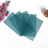 Feuille de plastique PP extrudé transparent mat, feuille de polypropylène gaufrée transparente pour feuille de PP 0,4 mm