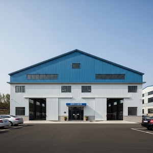 Bâtiment d'entrepôt à structure métallique sur mesure et structure en acier professionnelle pour terrain de badminton pour gymnase scolaire - Product Image 1