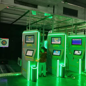 Vier Bogenschießen-Experten spielen ein Indoor-Bogens chieß spiel, ein Remote Precision Archery Sling shot-Spiel - Product Image 3