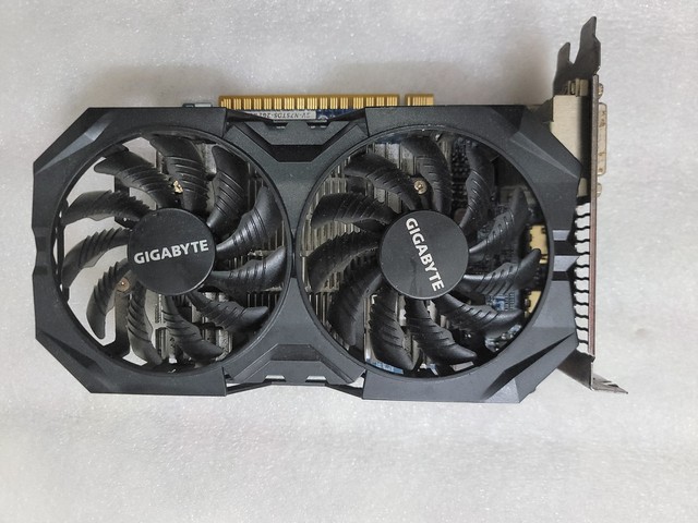 Used GTX 750 2GB GDDR5 Graphics Card for Gaming and Video Editing