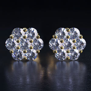 Briljant Iced <span class=keywords><strong>Moissanite</strong></span> 14K Geel Verguld 925 Sterling Zilveren Ronde Dames Elegante Bloemencluster Hiphop Oorbellen - Product Image 1
