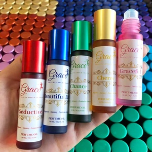 Perfume en Roll-on <span class=keywords><strong>de</strong></span> Marca Privada con Diseño <span class=keywords><strong>de</strong></span> Rodillo, Aroma Frutal, Floral y <span class=keywords><strong>de</strong></span> Almizcle, Fragancia Duradera con Feromonas, 10 ml - Product Image 2