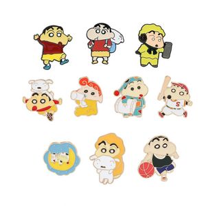 Crayon Shin Chan หมุดโลหะสัญลักษณ์การ์ตูนอะนิเมะรอบๆตัวละครน่ารักสร้างสรรค์<span class=keywords><strong>กระเป๋า</strong></span><span class=keywords><strong>นักเรียน</strong></span>เสื้อผ้าเครื่องประดับ<span class=keywords><strong>เข็มกลัด</strong></span>