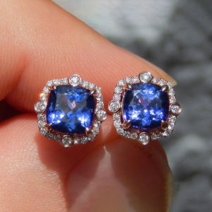 Orecchini a lobo Love Inc con zaffiro blu taglio cuscino, geometrici, in lega, gioielli classici da donna per feste - Product Image 3