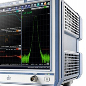 Analyseur de Réseau Vectoriel Rohde & Schwarz ZND d'Occasion, Haute Précision, Classe 2, 10 KW, Protection IP67, 220/240V, Origine US, Testé - Product Image 4