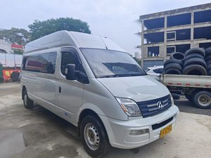 Mini-<span class=keywords><strong>fourgonnette</strong></span> de luxe d'<span class=keywords><strong>occasion</strong></span> de Chine 2016 Hiace Bus moteur diesel LHD Mini bus 17 places d'<span class=keywords><strong>occasion</strong></span> avec <span class=keywords><strong>prix</strong></span> réduit - Product Image 2