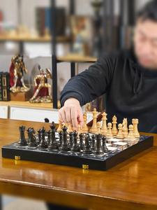 Coffret cadeau haut de gamme, jeu d'échecs, grand échiquier pliable en trois dimensions pour enfants et adultes, 15 pouces - Product Image 3