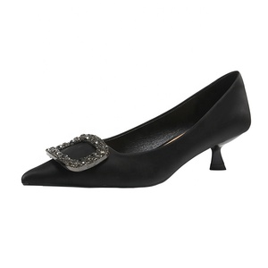 Y 35-40 scarpe da donna in microfibra scarpe da donna nuove a punta con tacco basso scarpe basse per ufficio donna - Product Image 3