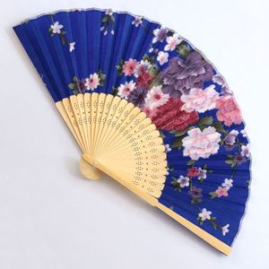 Abanico de Bambú Personalizado con Impresión por Sublimación, Abanico de Bambú para Bodas Africanas y Japonesas, Abanico Plegable de Madera y Tela de Bambú - Product Image 3