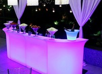 Meuble de bar avec support pour téléviseur LED en plastique PE imperméable pour l'extérieur, grand bar avec vitrine