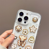 Funda 3D de Oso de Dibujos Animados para iPhone 17 Air 16 15 14 Pro Max, Carcasa Trasera Transparente con Flores, Cuentas DIY, Estrellas y Lazo