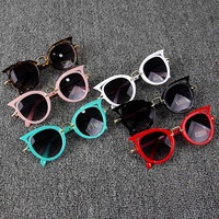 Chanceux enfants lunettes de soleil oeil de chat Style garçons filles accessoires nuances jouets Protection des yeux décoration UV400 enfants lunettes de soleil