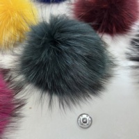 Pompons en fourrure véritable personnalisés, volumineux et moelleux, 15 cm, avec fermoir à pression, vente en gros d'usine, boules de pompons en fourrure de raton laveur pour écharpes, chapeaux et accessoires