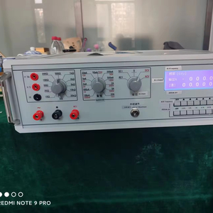 Calibrador de Procesos Multifunción de Alta Precisión para <span class=keywords><strong>Laboratorio</strong></span> Eléctrico ET-30D - Product Image 1