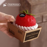 Diffuseur d'arômes 3D en forme de fraise, gel désodorisant moderne longue durée, diffuseur de voiture en plastique en forme de fruit pour tableau de bord automobile et maison
