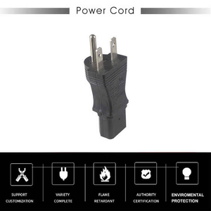 Adaptador de Corriente con Conexión a Tierra NEMA 5-15P a IEC C13 de 3 Puntas - Product Image 1