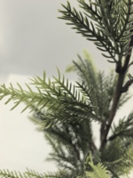 Vente en gros de plantes artificielles d'extérieur résistantes avec feuilles vertes Verdure en plastique pour l'extérieur